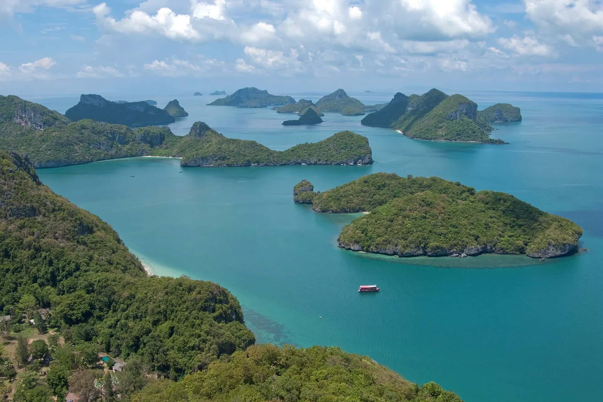 Forested islands and calm turquoise channels of the Ang Thong archipelago