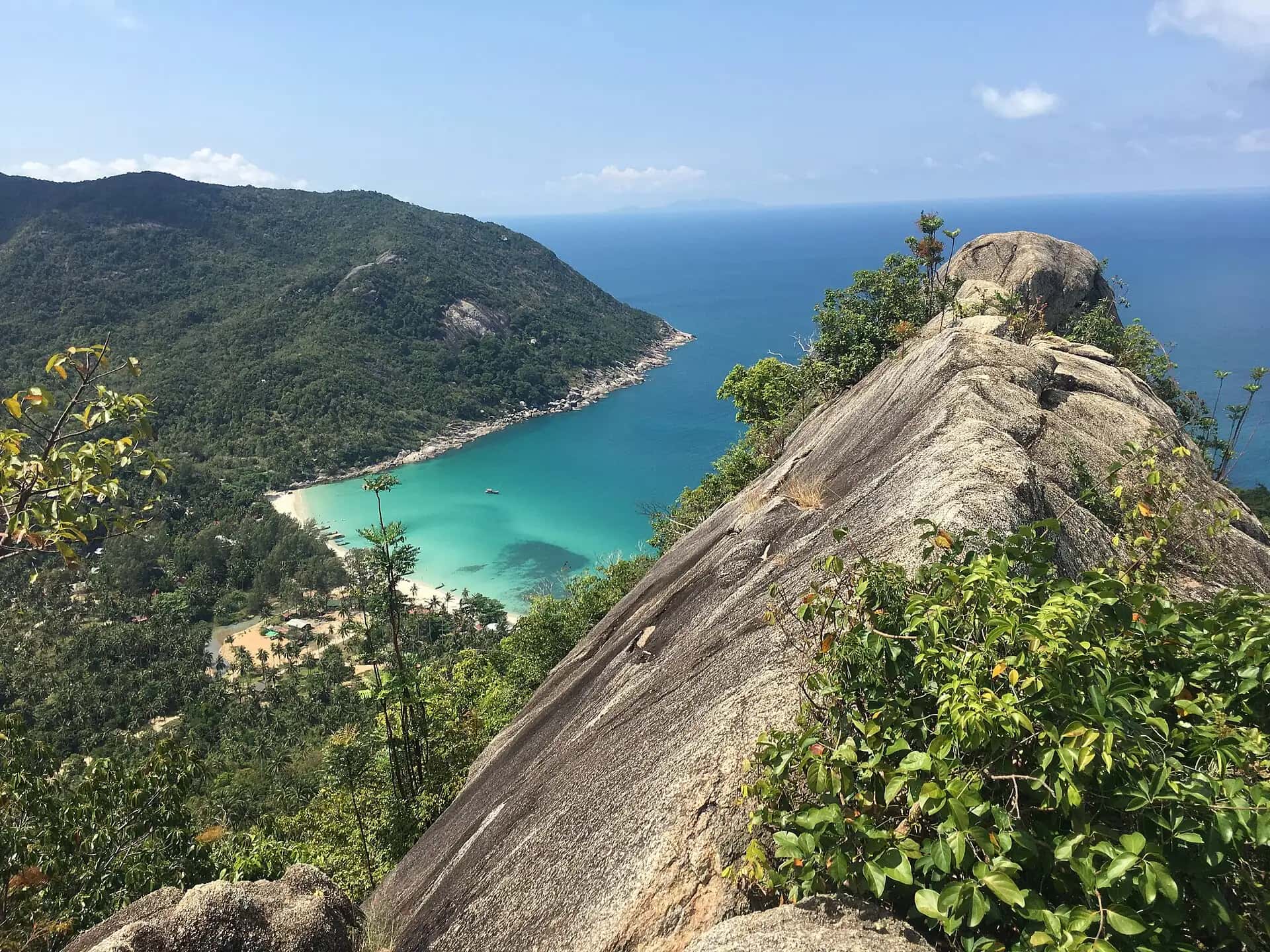 Bottle Beach seen from the granite ridge of the Phasawan viewpoint